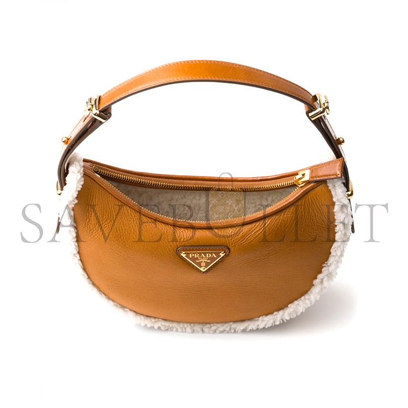 PRADA ARQUÉ SMALL SHEARLING SHOULDER BAG 1BC194 (22.5*18.5*6cm)
